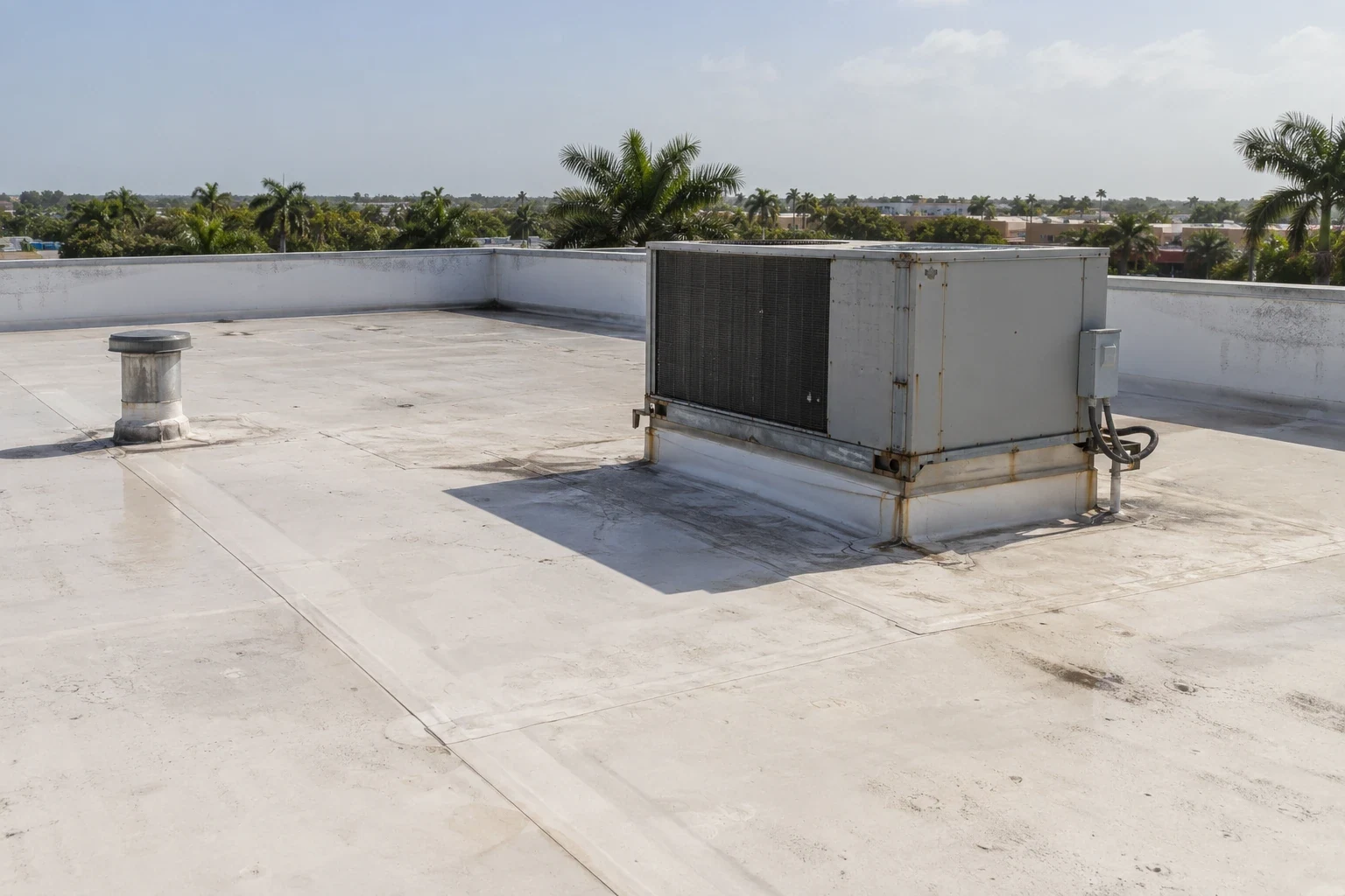 Commercial building roofs in Pembroke Pines, FL